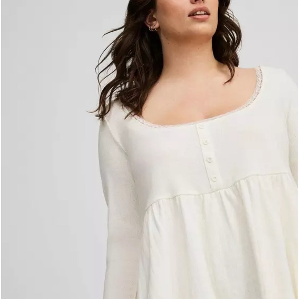 Torrid White Peplum Long Sleeve Blouse - Picture 2 of 5